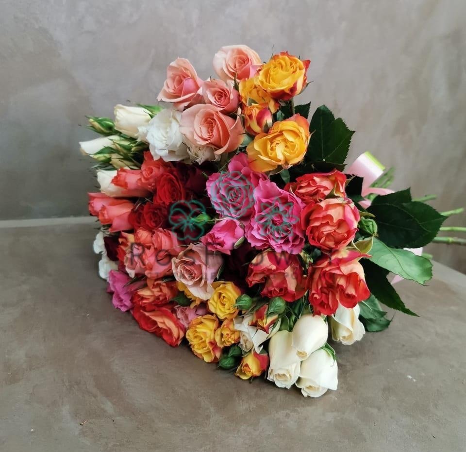 Букет цветов из: Розы в Томске