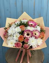 Букет цветов из:  Розы, Герберы и Хризантемы в Томске