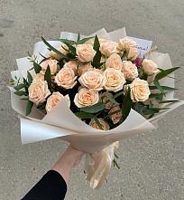 Букет Кремовые розы Латте в Томске