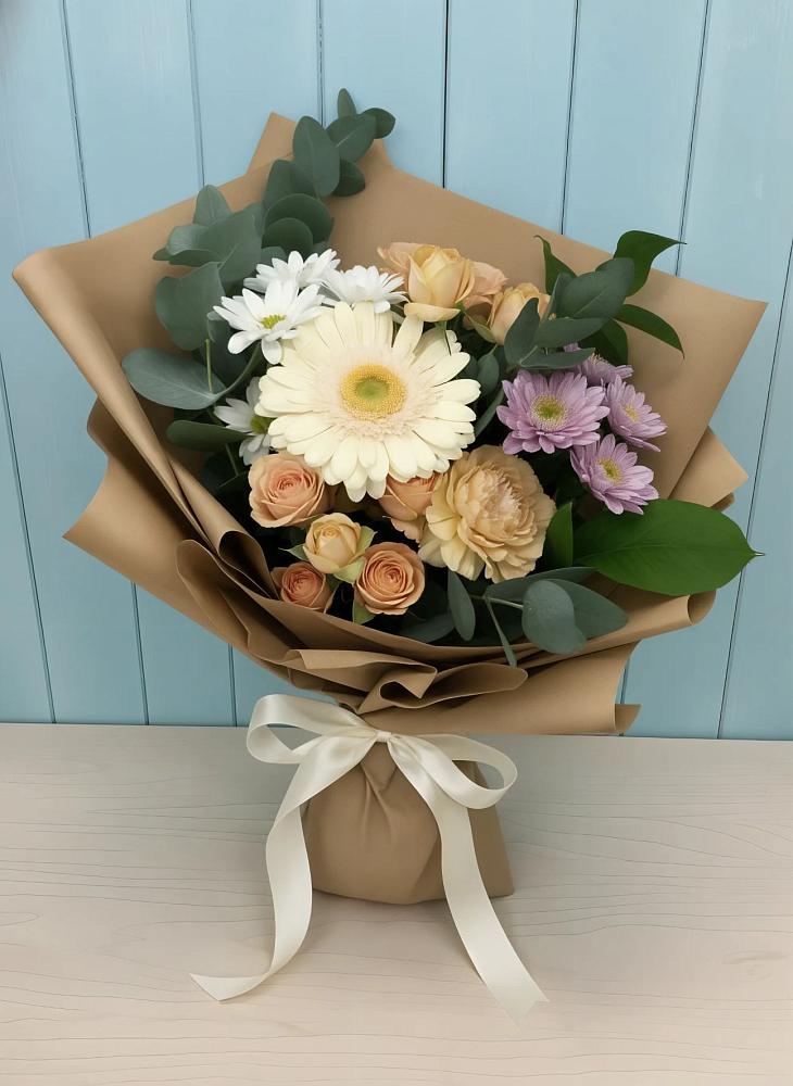 Букет цветов из: Герберы и Хризантемы в Томске
