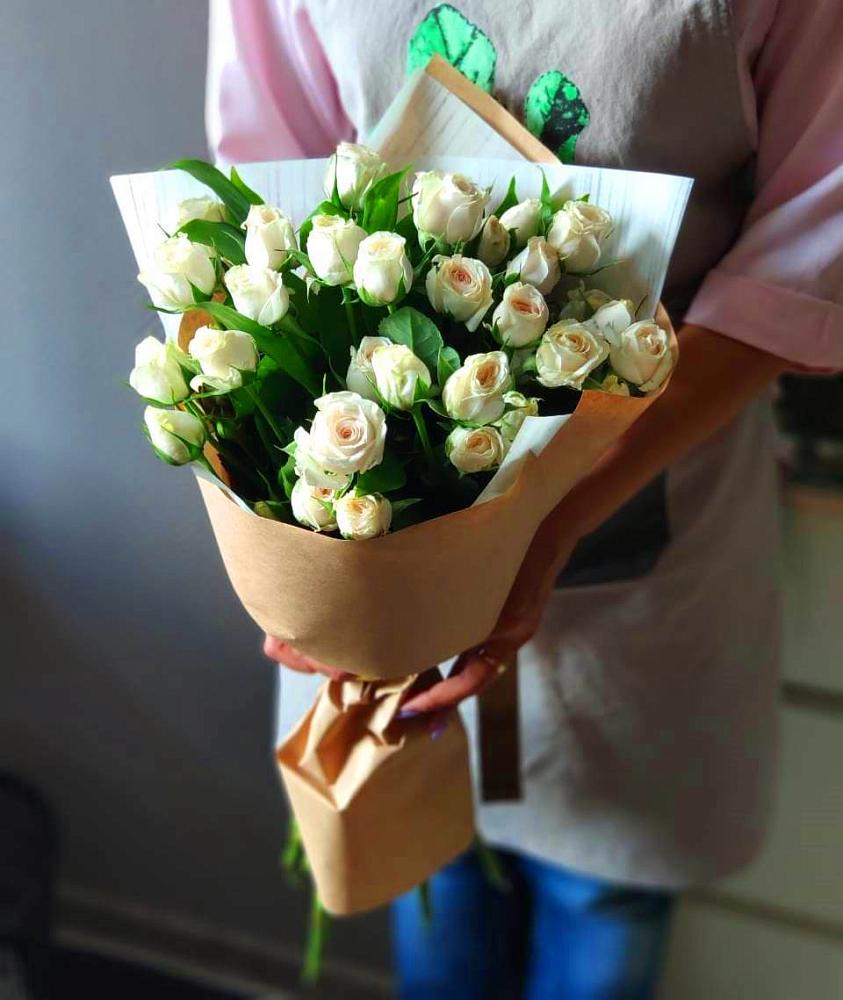 Букет цветов из: Розы в Томске