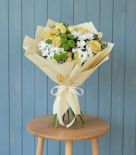 Букет цветов из:  Хризантемы и Розы в Томске