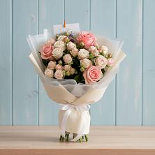 Букет цветов из:  Розы в Томске