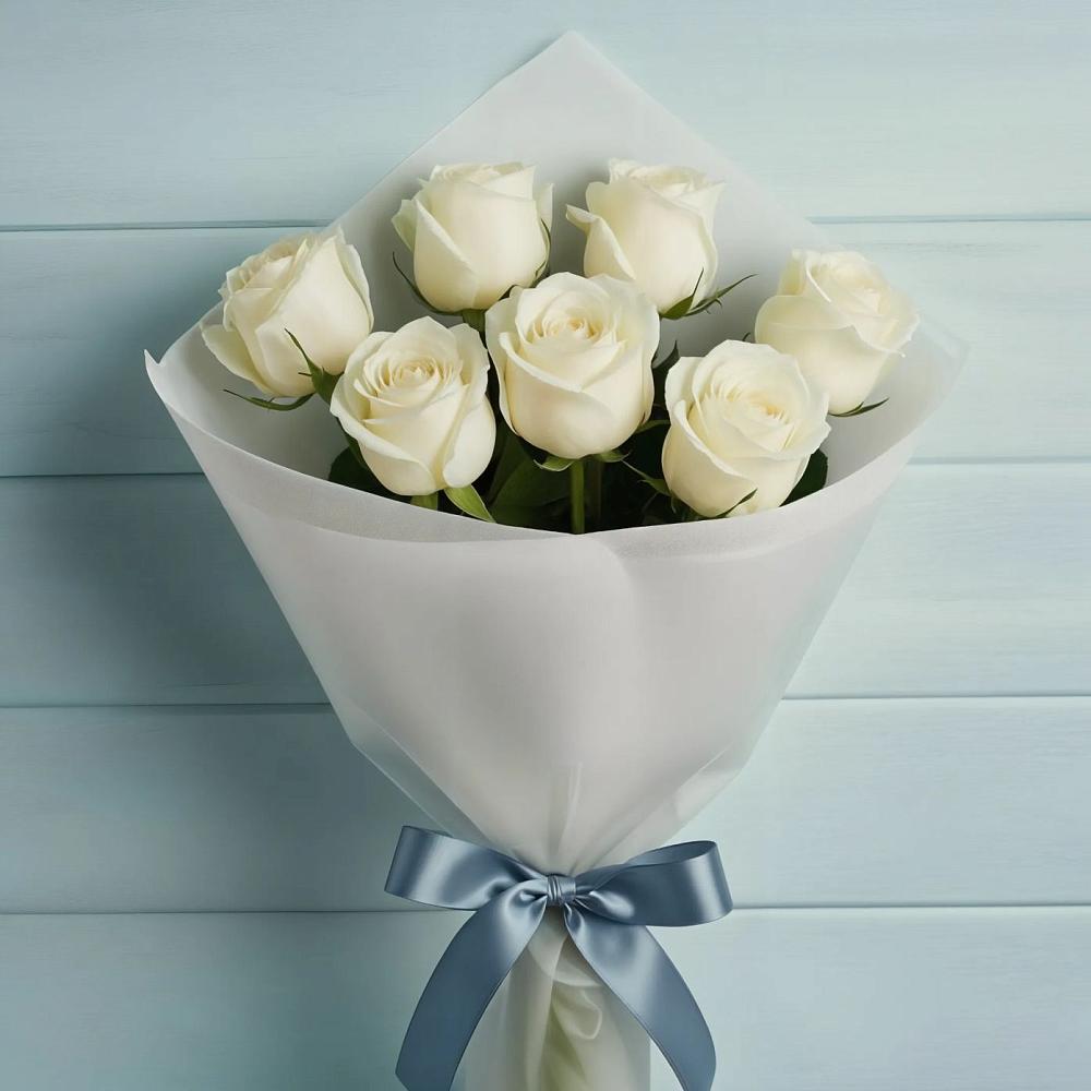Букет 7 Белых роз Эдлесс Лав в Томске