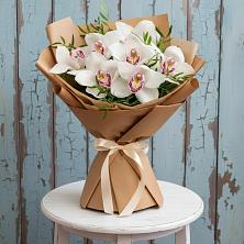 Букет цветов из:  Орхидеи и Розы в Томске